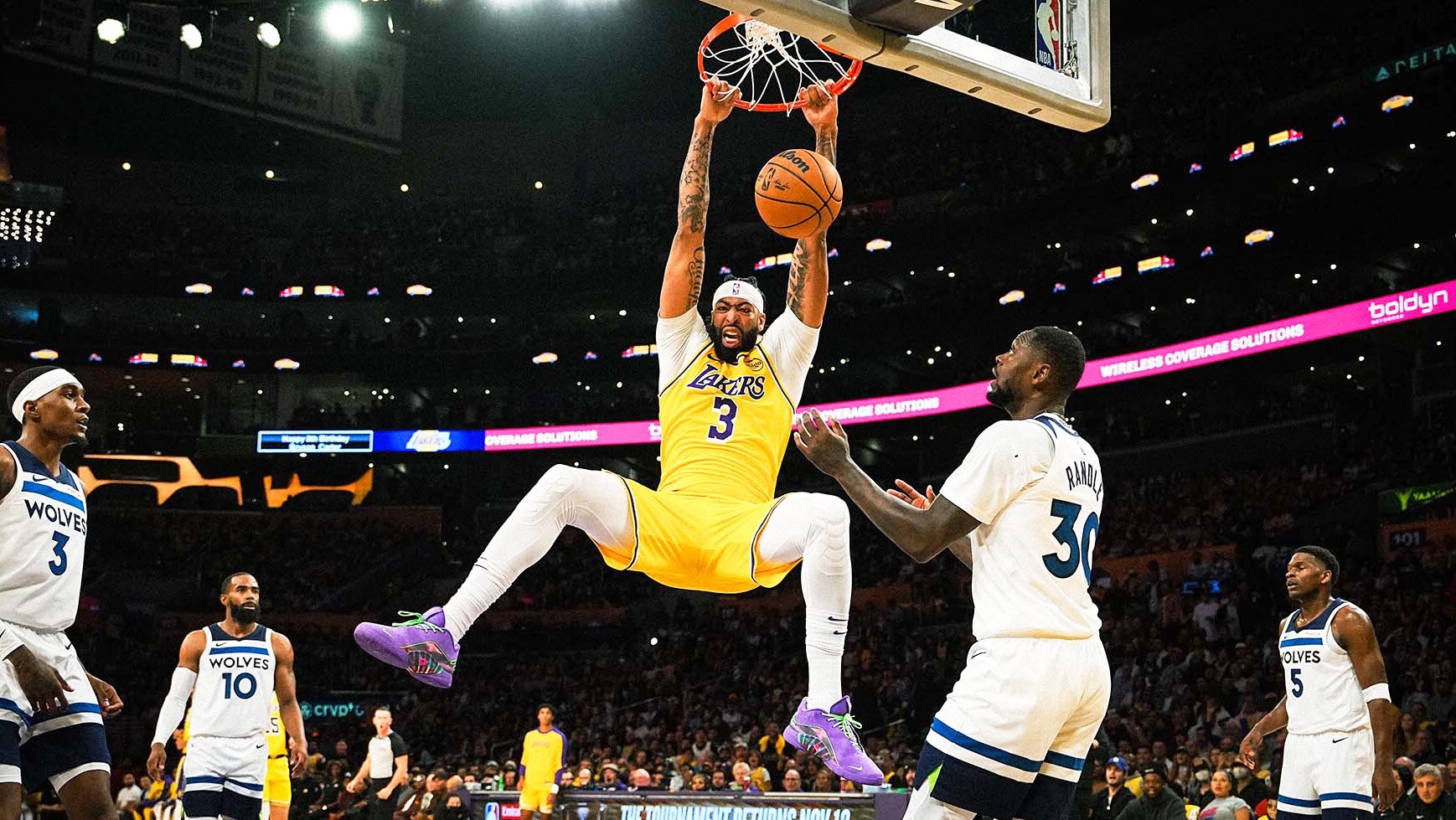 ◆NBAスーパースター選手　アンソニー・デイビス　直筆サイン入り帽子　その他2名 2025年最新】アンソニーデイビス サインの人気アイテム - メルカリ