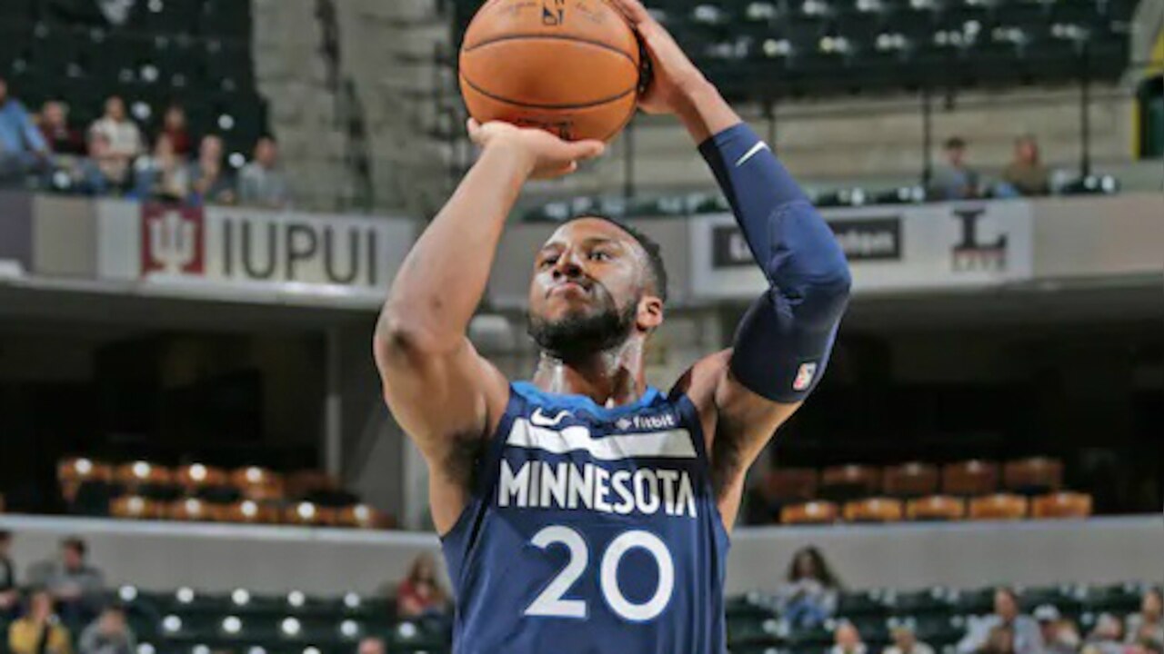 ウルブズがジョシュ オコーギーの契約オプションを行使 Nba Rakuten ウルブズがジョシュ オコーギーの契約オプションを行使 Nba Rakuten